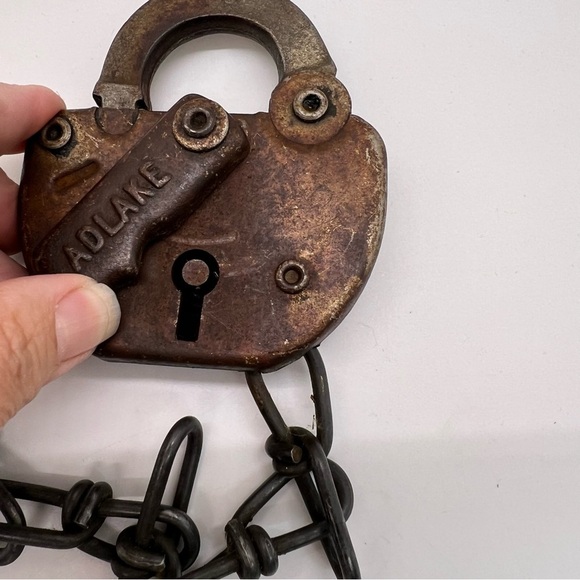 Antique Vintage ADLAKE C&NW Railroad PadLock~Obsolete NO KEY - Picture 2 of 5